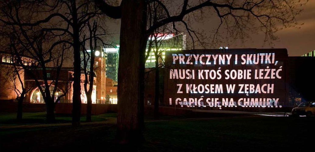 Jenny Holzer, Projekcje świetlne