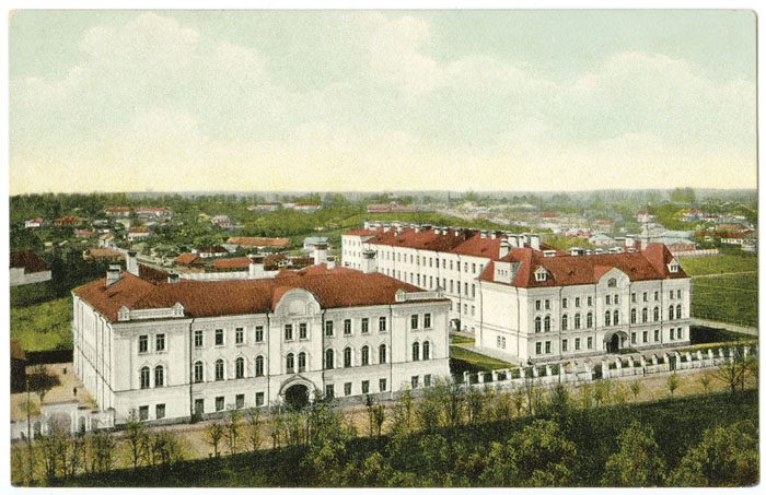Seminarium Duchowne w Żytomierzu. W 1896 roku miasto liczyło 70 tys. mieszkańców, w tym około 25 tys. katolików, i było jednym z najsilniejszych ośrodków polskiego życia religijnego na Ukrainie. Pocztówka wydana nakładem G.N. Leibenharca, około 1910
