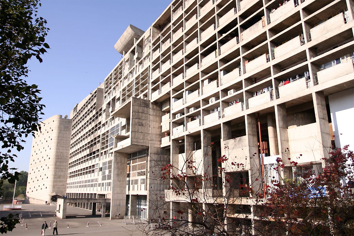 Le Corbusier: The Secretariat, Chandigarh (fot. Lian Chang, 2006)