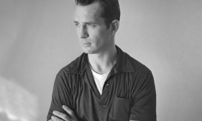 Jack Kerouac, rok 1956, fotografia autorstwa Toma Palumbo (źródło: Wikipedia. Wolna Encyklopedia)