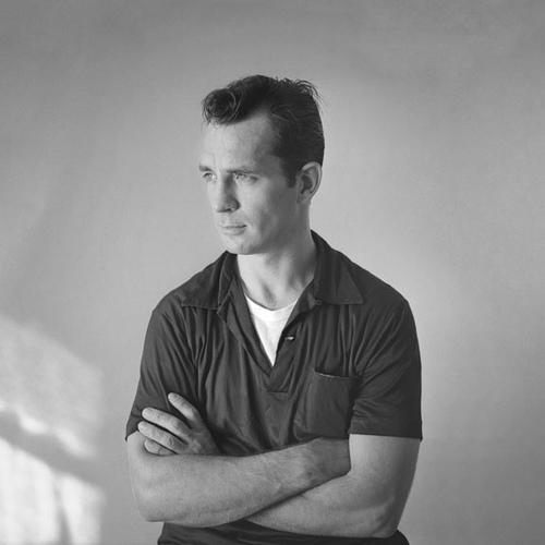 Jack Kerouac, rok 1956, fotografia autorstwa Toma Palumbo (źródło: Wikipedia. Wolna Encyklopedia)