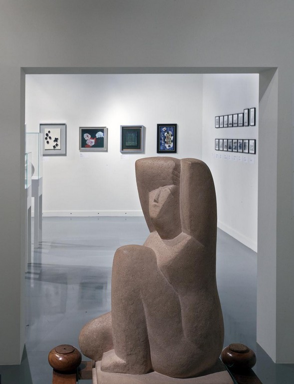Widok wystawy „Korespondencje”, piętro 1, fot. P. Tomczyk (źródło: materiały Muzeum Sztuki w Łodzi)