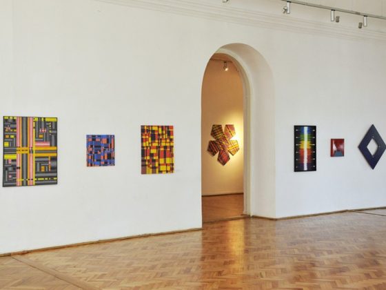 Wystawa „Kryterium Koloru z kolekcji Galerii 72”, maj-czerwiec 2011, fot. Grzegorz Zabłocki (z archiwum Galerii 72 Muzeum Ziemi Chełmskiej w Chełmie)