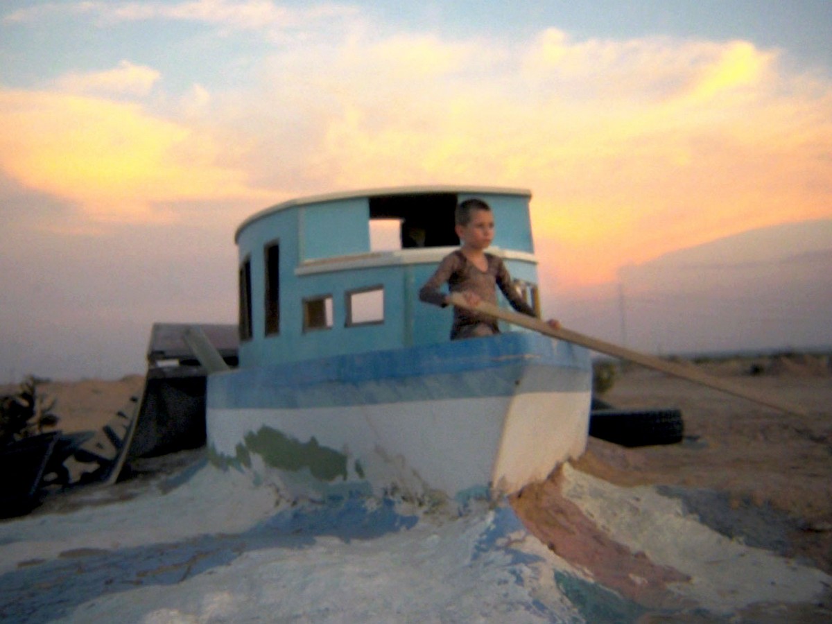 Kadr z filmu "Bombay Beach" (2011), dzięki uprzejmości bombaybeach.com
