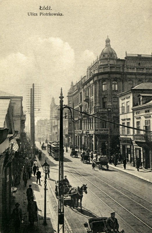 Ulica Piotrkowska, 1900. Fot. ze zbiorów prywatnych / OK (źródło: materiały Kwartalnika Karta)