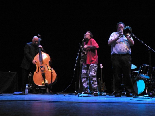 Zorn at the Barbican Tribute to Derek Bailey, autor: Andy Newcombe (źródło: Wikipedia.Wolna Encyklopedia. Zdjęcie udostępnione na licencji Creative Commons)