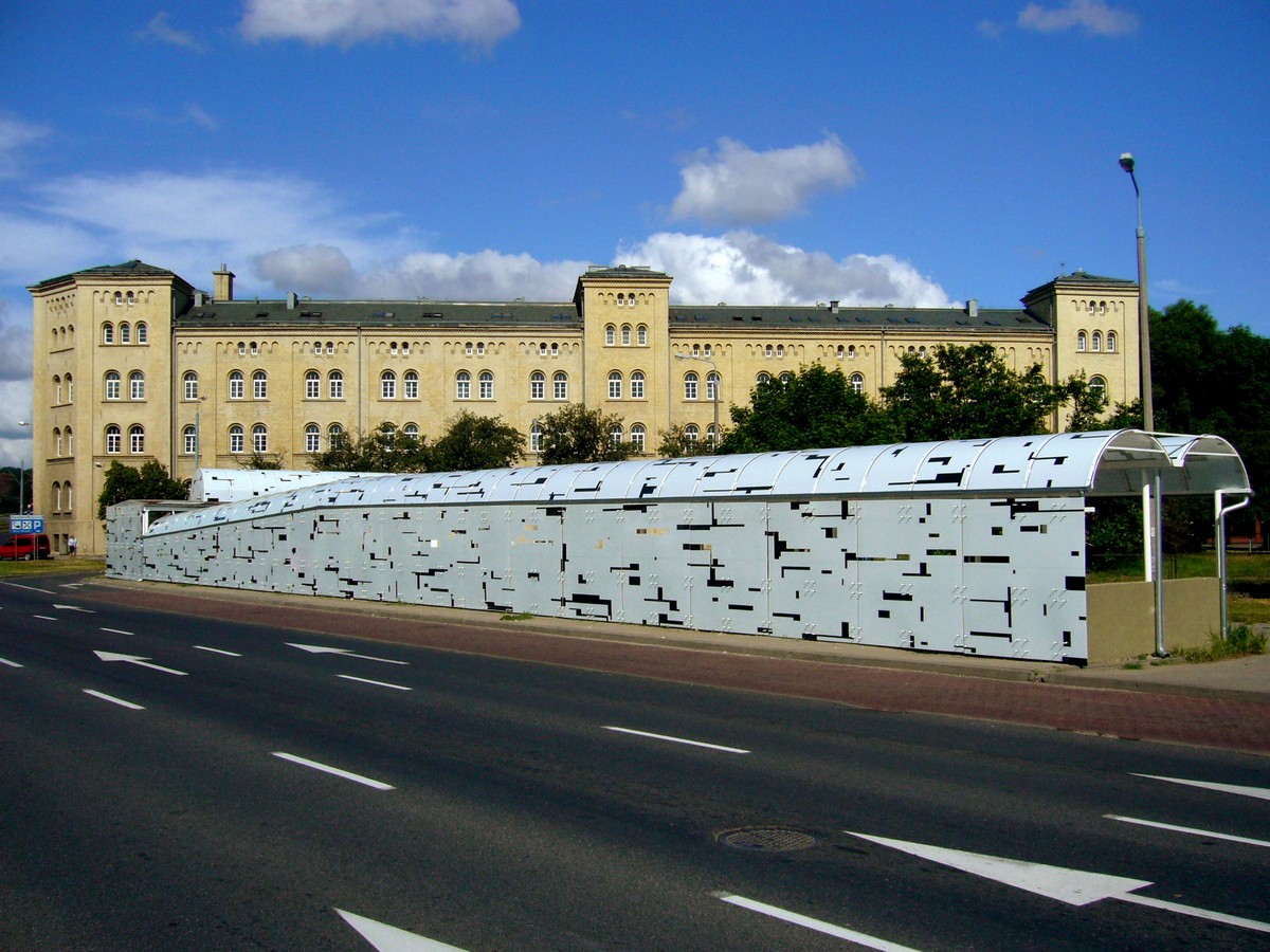 Esther Stoker, „Undercover”, projekt zrealizowany w 2010, fot. A. Szynwelska (źródło: materiały Kwartalnika Rzeźby Orońsko)