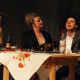 „Rewizor” M. Gogola, reż. M. Fiedor, Duża Scena Teatru im. S. Jaracza. Na zdjęciu: Mariusz Słupiński, Iwona Dróżdż-Rybińska, Milena Lisiecka, Marcin Łuczak, (źródło: materiały prasowe)