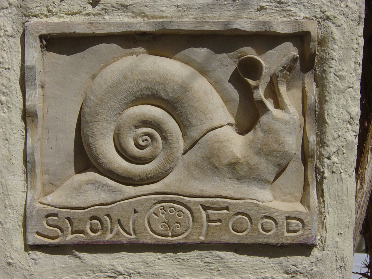 Slow food (źródło: Wikipedia. Wolna Encyklopedia. Zdjęcie na licencji Creative Commons)