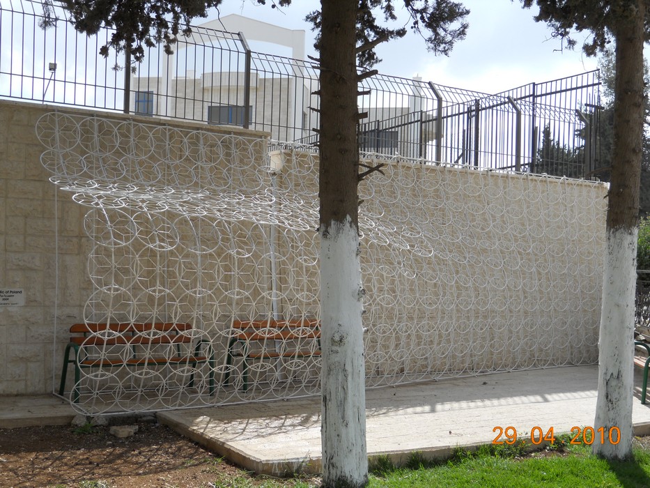 Instalacja LACE w Ogrodzie Narodów w Ramallah, proj. Jakub Szczęsny, fot. Basia Urban (źródło: dzięki uprzejmości J. Szczęsnego)