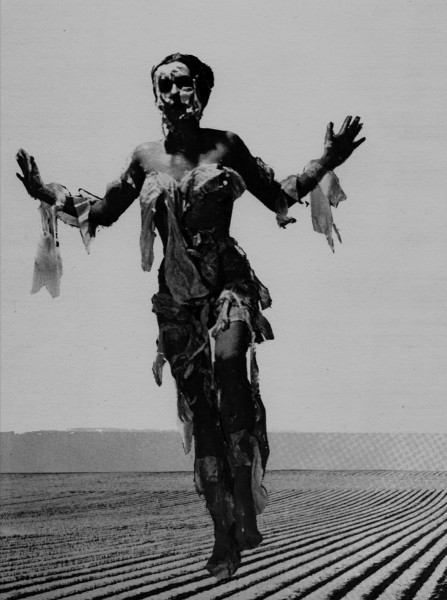 Carolee Schneemann, „Body collage” 1967, dokumentacja akcji (źródło: materiały prasowe organizatora)