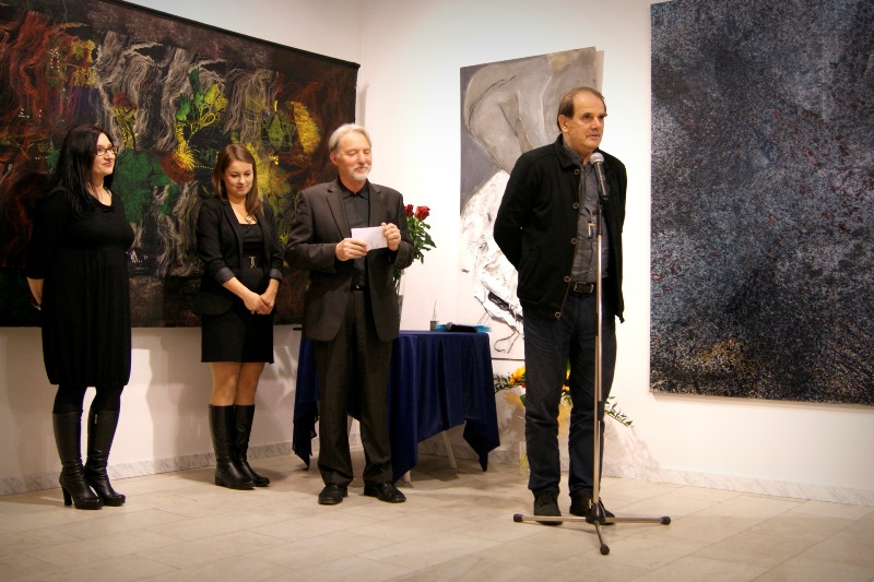 „Promocje” 2013, Galeria Sztuki w Legnicy, wręczenie nagród, fot. Kama Wróbel (dzięki uprzejmości autorki)