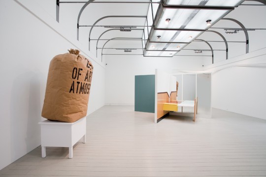 Wystawa „Instalatorzy” w galerii Art Stations, fot. Bartek Buśko (źródło: materiały Art Stations Foundation)