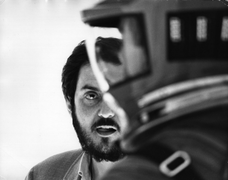 Stanley Kubrick podczas realizacji zdjęć do filmu „2001: Odyseja kosmiczna” (Wlk. Bryt./USA, 1965-68). © Warner Bros. Entertainment Inc. (źródło: materiały prasowe organizatora)