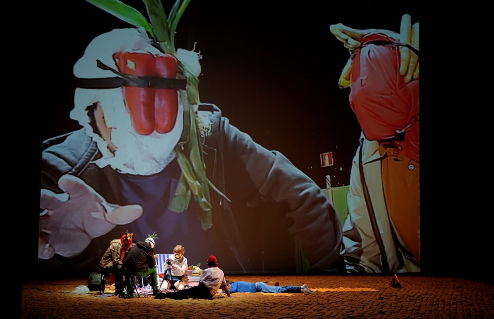 „Golgota Picnic”, reż. Rodrigo Garcia, fot. David Ruano (źródło: materiały prasowe Malta Festival 2014)