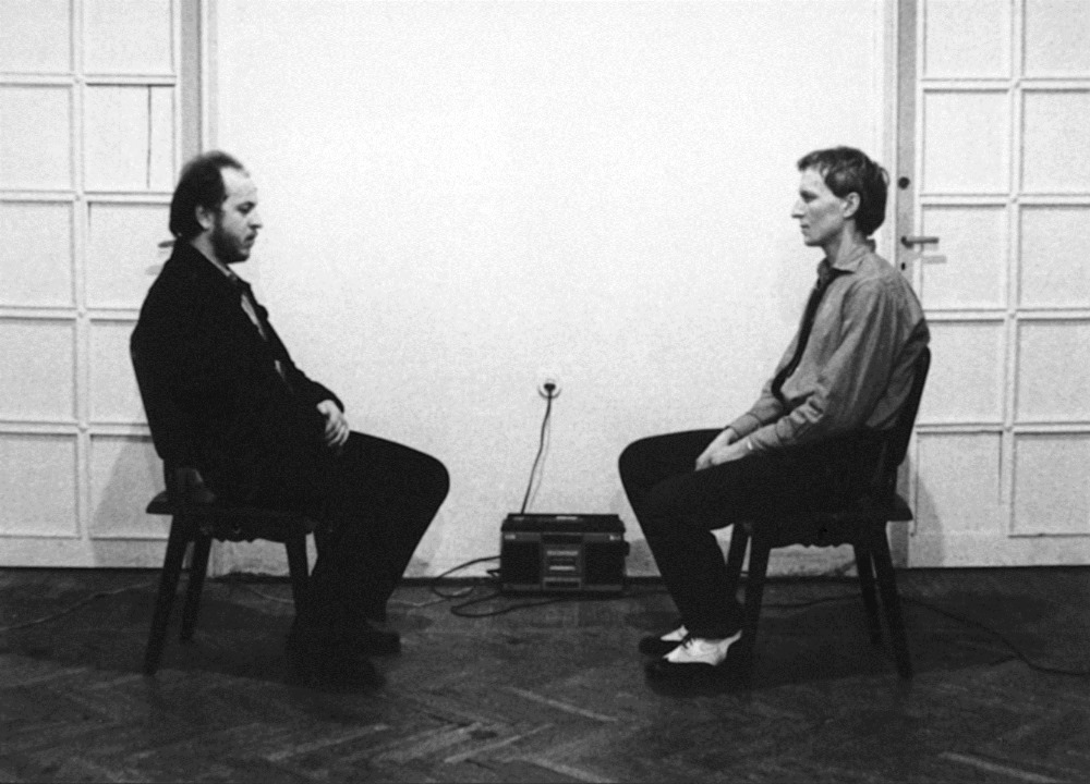 Tomasz Sikorski, performance „NO” (z udziałem Jerzego Onucha), Pracownia Dziekanka, Warszawa, 27.01.1980, fot. archiwum T. Sikorskiego (źródło: materiały Kwartalnika Artluk)