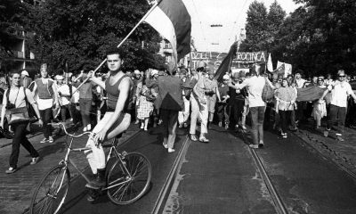 Akcja uliczna Pomarańczowej Alternatywy w czasie święta 1 maja, 1989, fot. archiwum PA (źródło: materiały Kwartalnika „Artluk”)