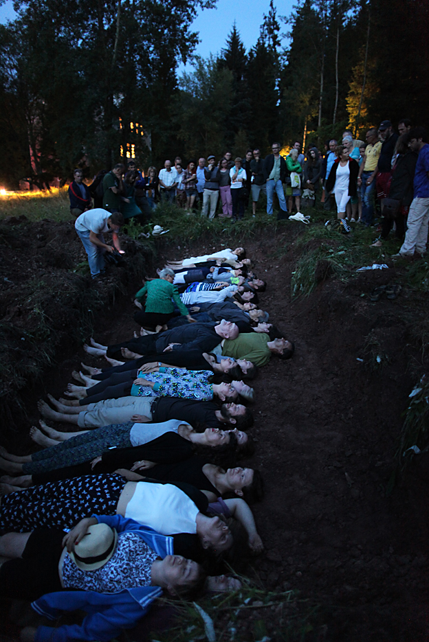 IV Międzynarodowy Festiwal Sztuki Efemerycznej Konteksty w Sokołowsku, 2014, fot. Marcin Polak, Jerzy Grzegorski (źródło: archiwum Fundacji In Situ)