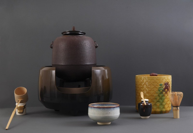 Zestaw do parzenia herbaty „hiratemae”, XX w. (źródło: materiały prasowe Muzeum)