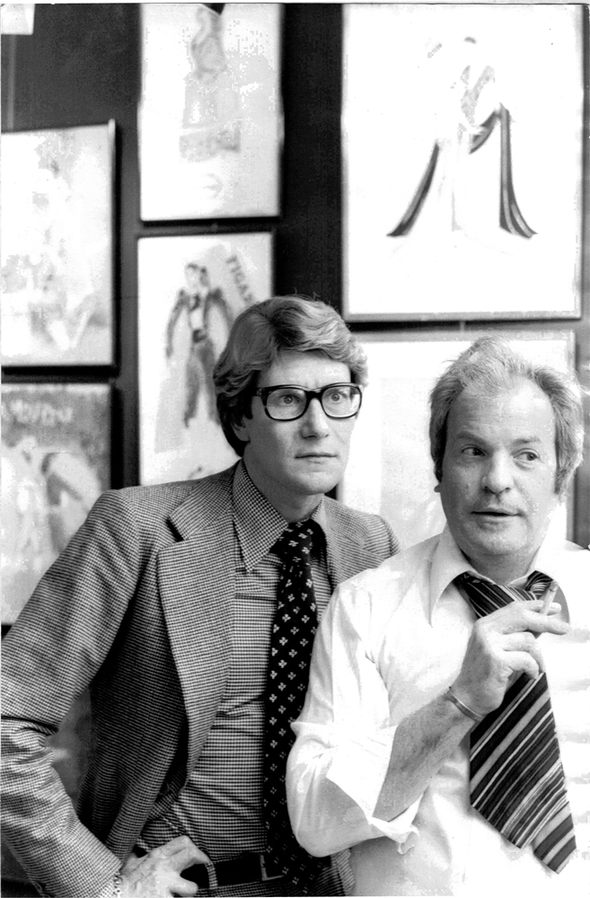 Yves Saint Laurent i Gilles Bernard (źródło: Wikimedia Commons)