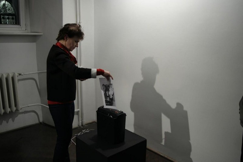 Anna Płotnicka, „Trzymam się powietrza”, Galeria Sztuki Wozownia w Toruniu, 2015 (źródło: materiały Galerii)