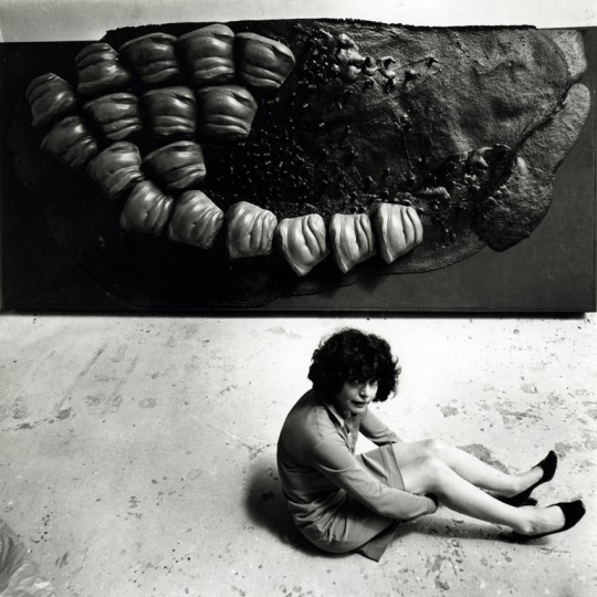 Alina Szapocznikow, „Wielka plaża”, 1968, The Estate Alina Szapocznikow, Piotr Stanisławski, Galerie Loevenbruck, Paris, dzięki uprzejmości Piotra Stanisławskiego (źródło: dzięki uprzejmości Muzeum Sztuki Nowoczesnej w Warszawie)