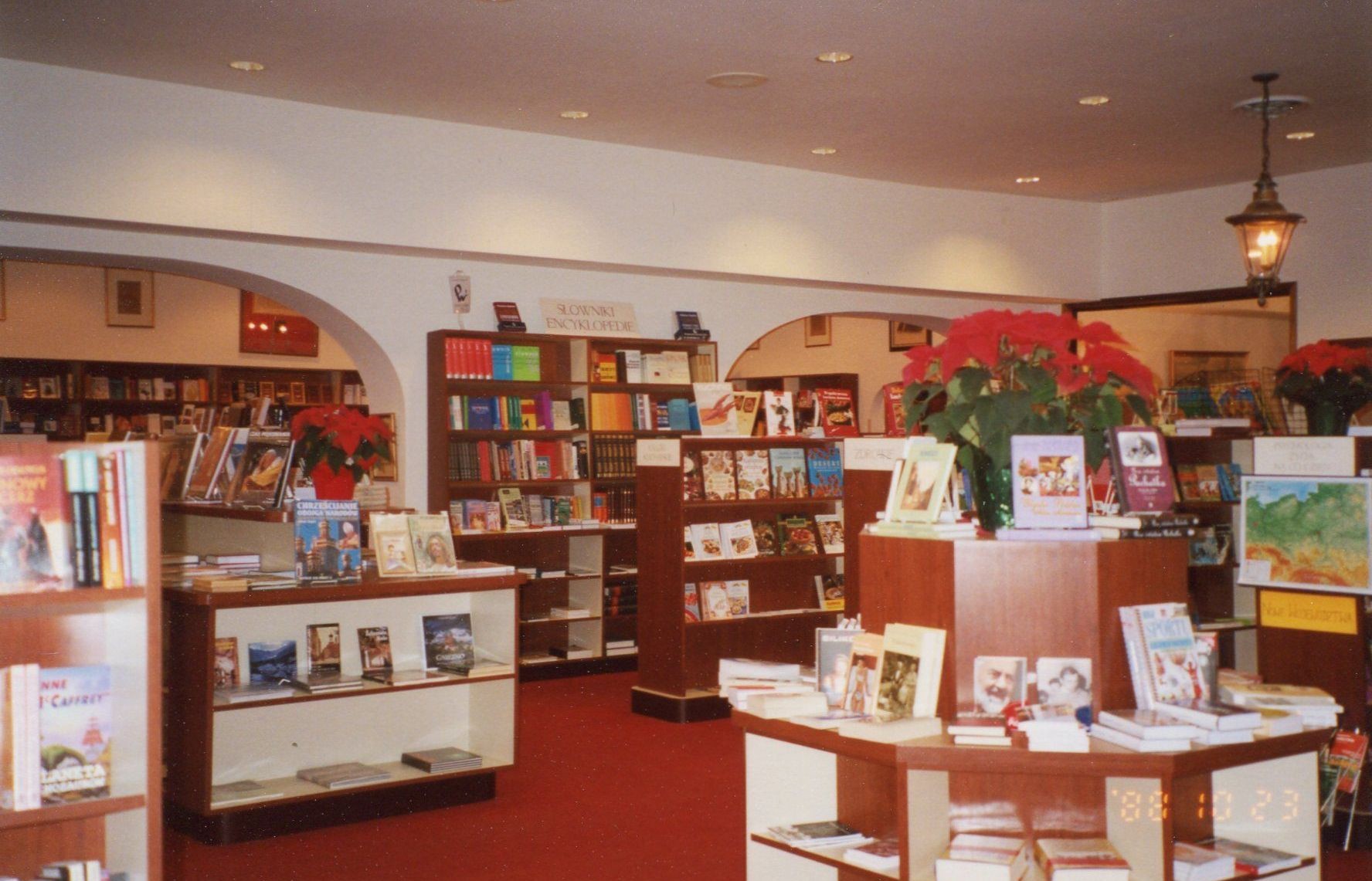 Księgarnia Polonia w Chicago w latach 1986–2015 (źródło: dzięki uprzejmości Miry Puacz)