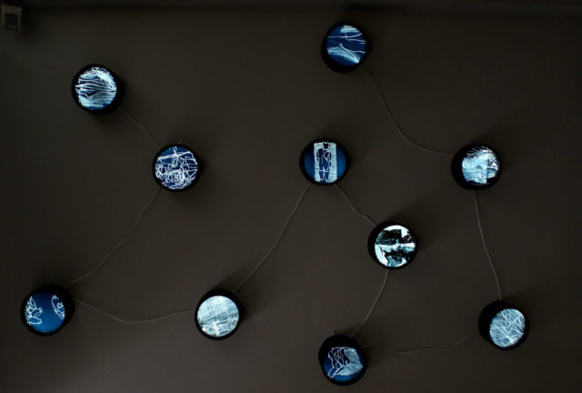 Aleksandra Jakubczak, „początek świata”, instalacja, lightbox, 140 x 230 cm, 2014 (źródło: dzięki uprzejmości organizatora)