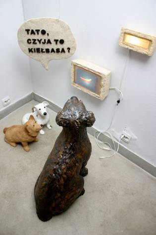 Wystawa "Dogs are guilty" Elżbiety Janczak Wałaszek i Krzysztofa Wałaszka