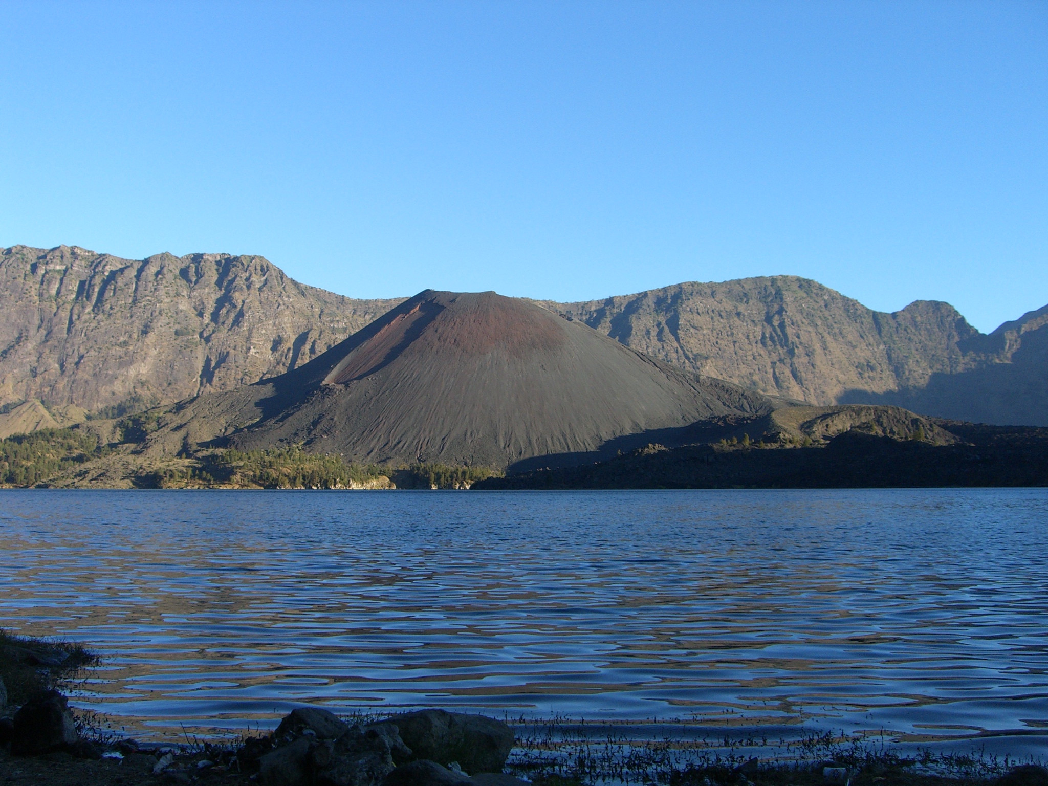 Kasia Lamparska, Gunung Rinjani