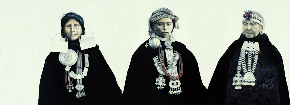 Development of Mapuche women's silver adornments. Left to right women attired with silver costume jewelry from the 18th, 19th and 20th centuries (Drawing José Pérez de Arce)