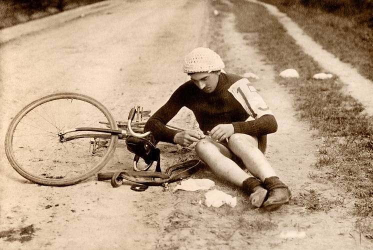 Polska pod zaborem rosyjskim, 1913. Feliks Rawski – Mistrz Jazdy Królestwa Polskiego. Fot. Warszawskie Towarzystwo Cyklistów / Ośrodek KARTA