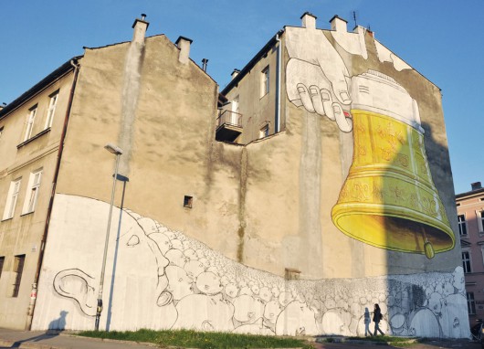 Mural BLU. Zdjęcie z archiwum Krakowskiego Biura Festiwalowego, fot. Weronika Szmuc