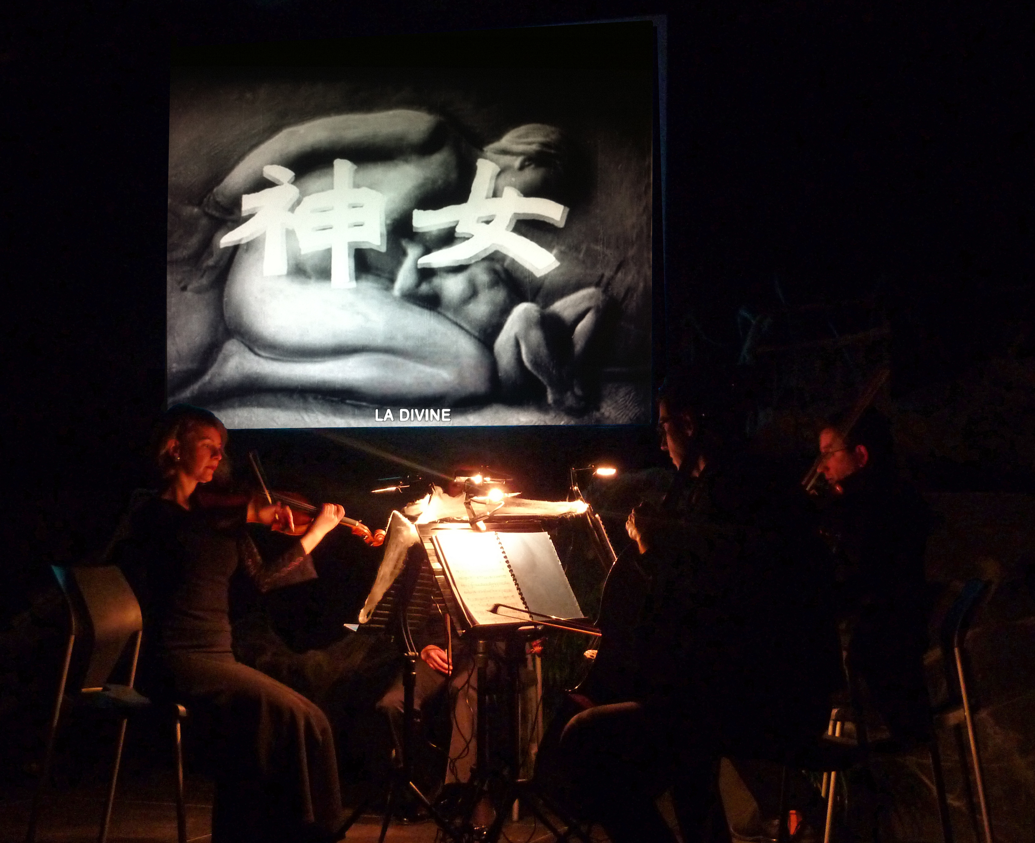 Pokaz filmu Bogini z muzyką na żywo Prima Vista Quartet