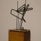 Gego, Bez tytułu, (1964) 16x7x4 cm, drut, drewno. Z kolekcji Grażyny Kulczyk (źródło: materiały prasowe)