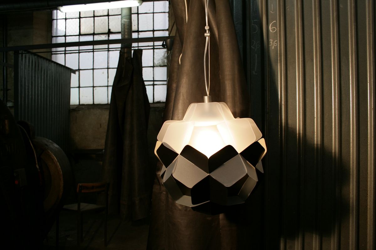 Kafti Design Berga, lampa, Łódź Design, 2011 (źródło: materiał prasowy)