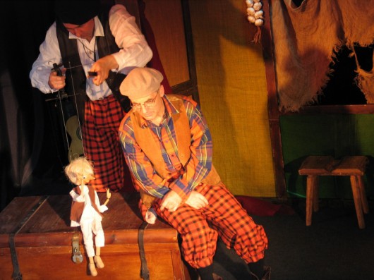 „Pinokio”, Teatr Klapa czyli Koperek i Kminek (źródło: materiały prasowe)
