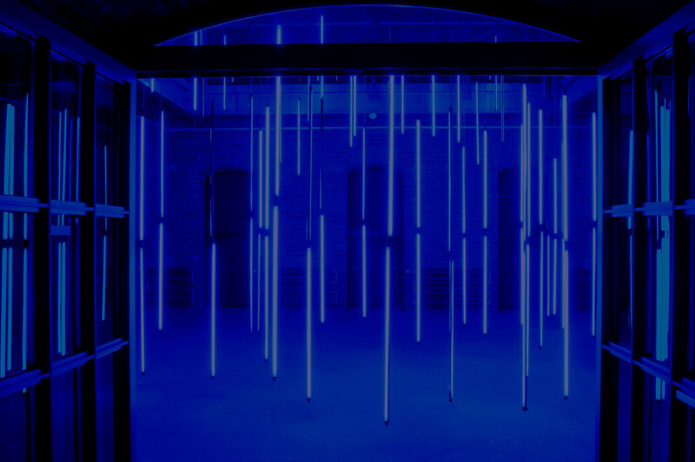 Jan Berdyszak, „Wejdź w światło”, instalacja światło jako materiał, Stary Browar Poznań, 2006 r., fot. Jan Berdyszak (źródło: materiały prasowe)