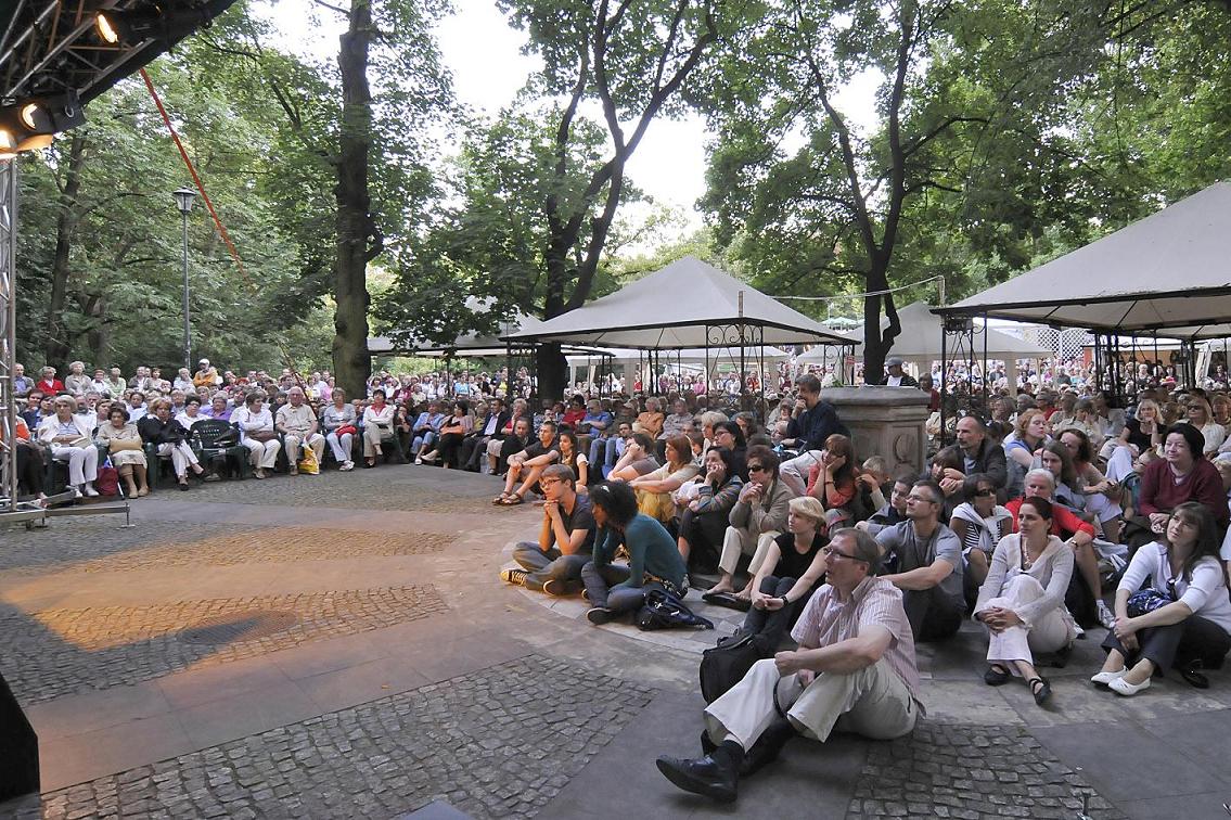 ArtPark 2012 Strefa artystyczna, Magda umer, Jeżeli miłość jest, fot.Janusz Mazur, Robert Andrzejewski