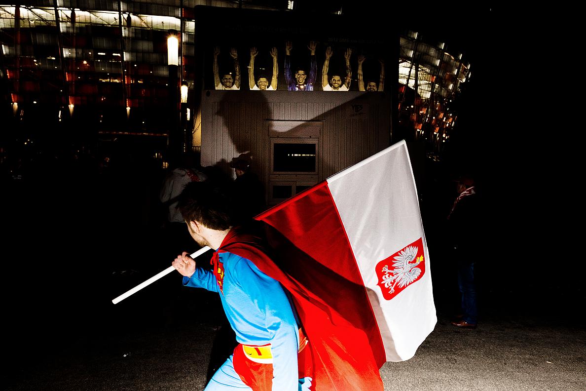 2.Leica Street Photo. Moment jest jeden, Maciej Nowacki, „Superman” (źródło: materiały prasowe organizatora)