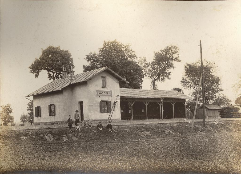 „Stacja kolejowa w Mogile", fot. nieznanego autora, ok. 1910 r., wł. Muzeum Historycznego Miasta Krakowa (źródło: materiały prasowe organizatora)