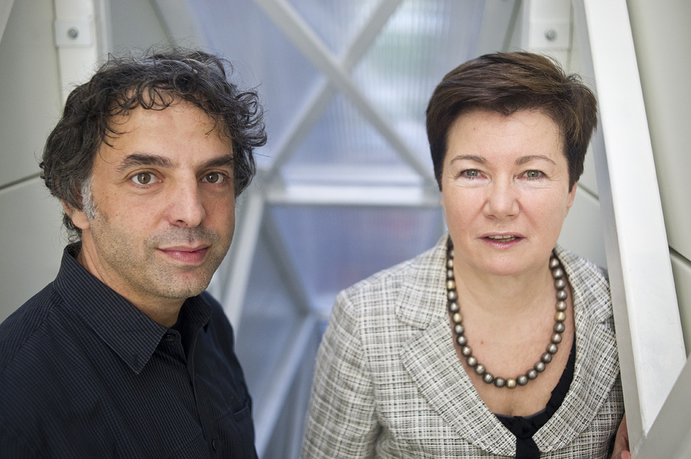 Etgar Keret i Hanna Gronkiewicz-Waltz, fot. Bartek Warzecha © Fundacja Polskiej Sztuki Nowoczesnej, Narodowe Centrum Kultury (źródło: materiały prasowe organizatora)