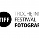 Trochę Inny Festiwal Fotografii, logo (źródło: materiały prasowe organizatora)