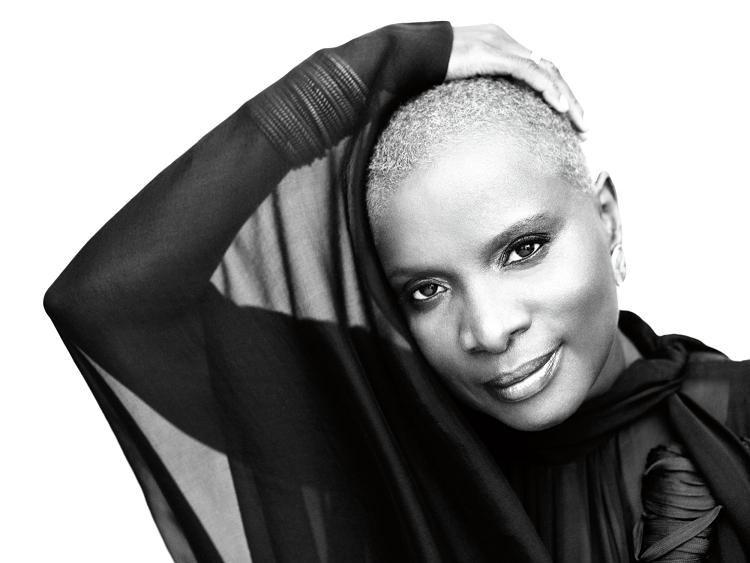 Angelique Kidjo fot. Jed Root (źródło: materiały prasowe)