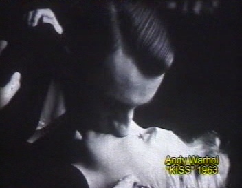 Andy Warhol, „Kiss”, 1963, klatka z filmu (źródło: materiały prasowe organizatora)