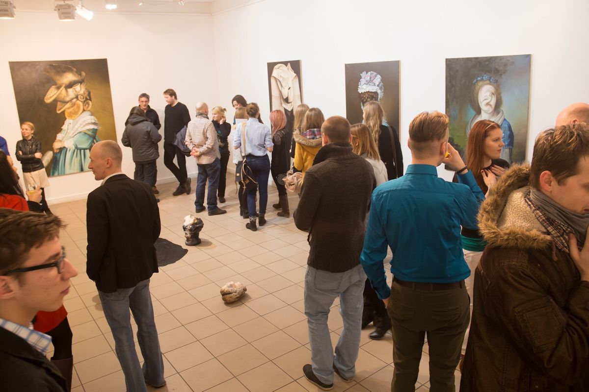 Wernisaż wystawy Ewy Juszkiewicz w Galerii Kameralnej w Słupsku, 18 stycznia 2013 r. (źródło: materiały prasowe organizatora)