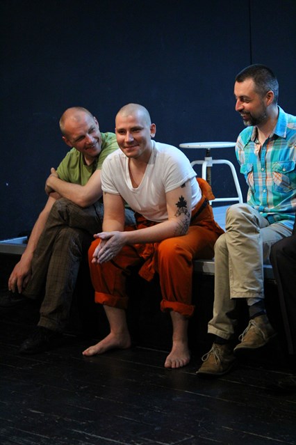 Spektakl „Glany na glanc”, Teatr Dramatyczny w Białymstoku (źródło: materiały prasowe organizatora)
