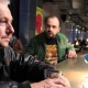 Bogusław Linda i Arkadiusz Jakubik w spektaklu „Bezdech” (źródło: materiały prasowe)