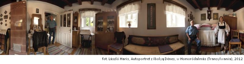 Fot. László Haris, „Autoportret z Ibolyą Dénes, w Homoródalmás” (Transylvania), 2012 (źródło: materiały prasowe organizatora)