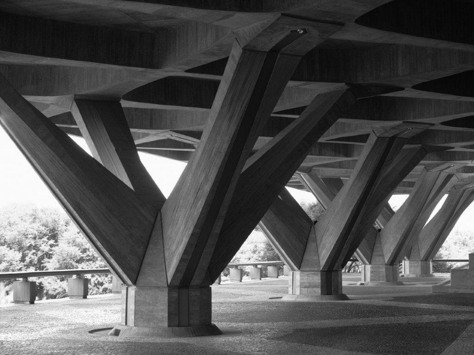 Pier Luigi Nervi, Ambasada Republiki Włoskiej w Brazylii, 1969 r., fot. Mario Carrieri (źródło: materiały prasowe organizatora)